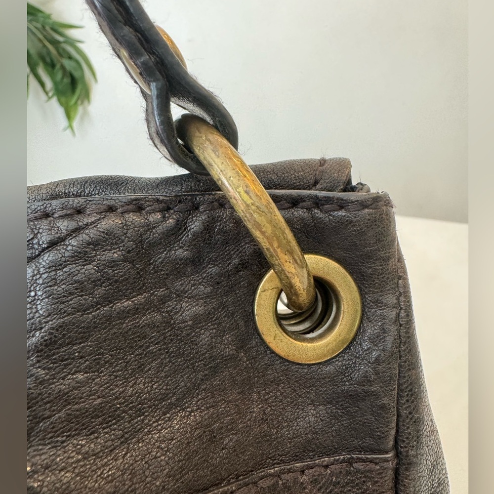 VTG! Fossil Foldover Shoulder Bag with Gold Accents - Picture 4 of 16